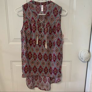 Xhilaration Womens Pullover Gray Background Sleeveless High-Low Top Sz M